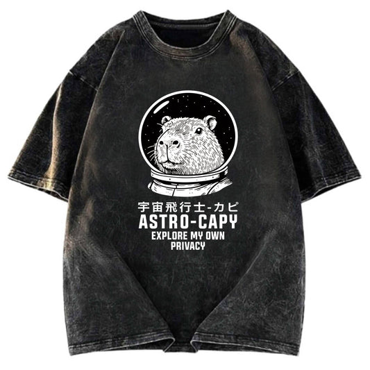 Tokyosol Astronaut Capybara Washed T-Shirt