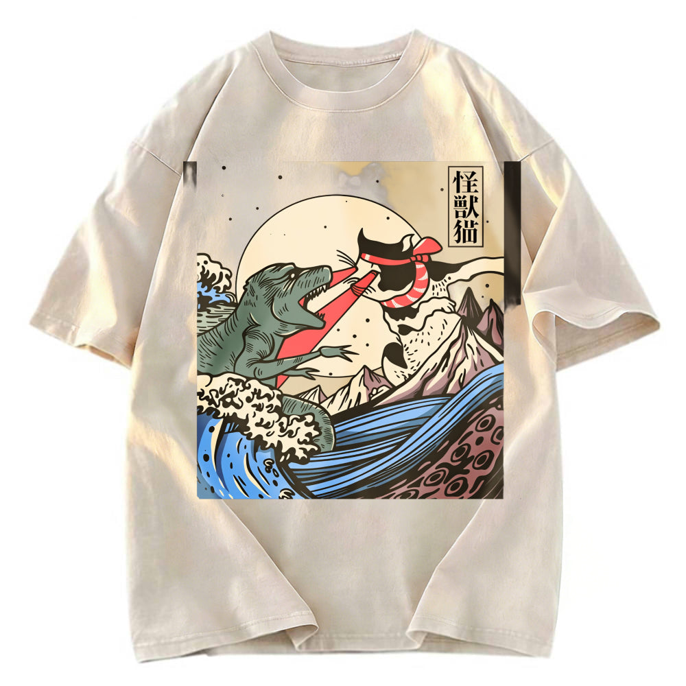 Tokyosol Vintage Retro Japanese Great Wave Cat VS Monster Classic T-Shirt