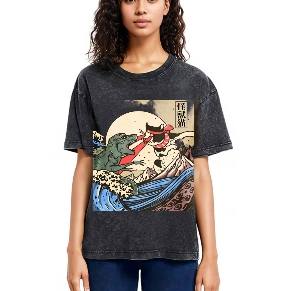 Tokyosol Vintage Retro Japanese Great Wave Cat VS Monster Classic T-Shirt