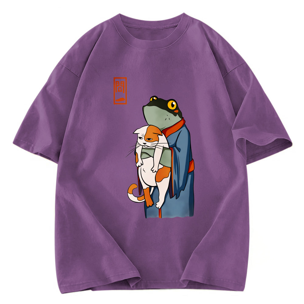 Tokyosol The Frog Holds The Cat Washed T-Shirt
