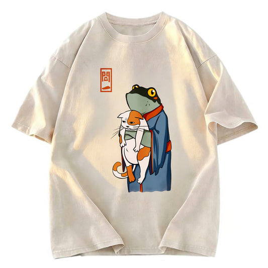 Tokyosol The Frog Holds The Cat Washed T-Shirt