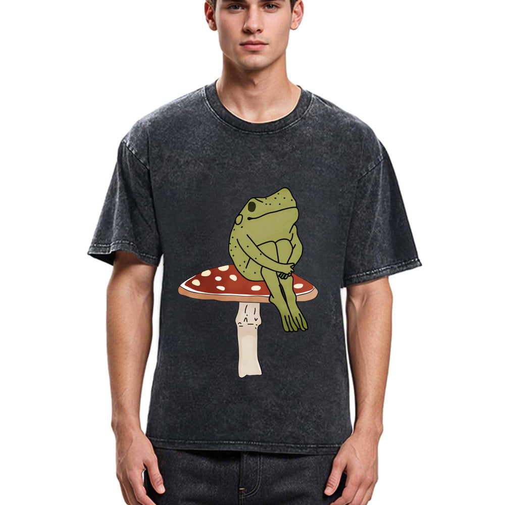 Tokyosol Frog on Mushroom Washed T-Shirt