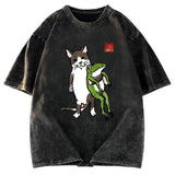 Tokyosol Cat Holding A Frog Classic T-Shirt