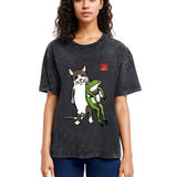 Tokyosol Cat Holding A Frog Classic T-Shirt