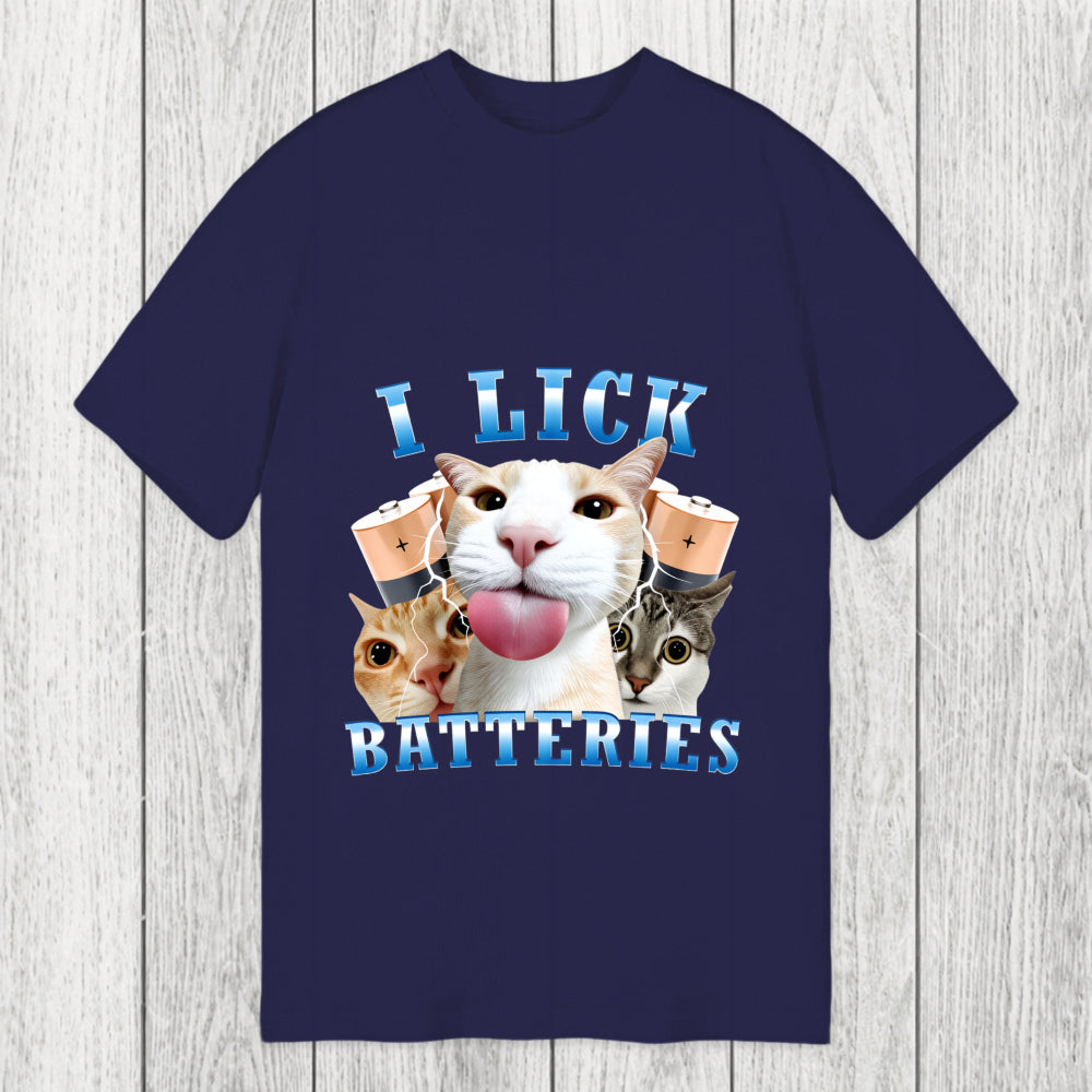 Tokyosol I Lick Batteries Funny Cat Meme Classic T-Shirt